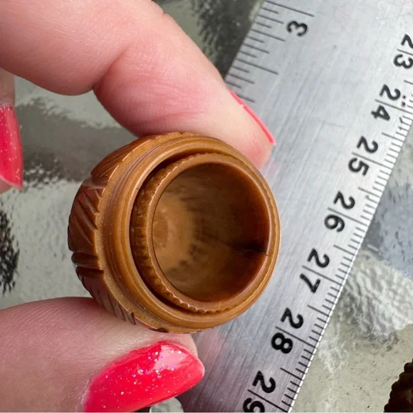 Rare Antique 1880 Sewing Thimble Holder Acorn Coquilla Nut Vegetable Ivory Tagua - Picture 9 of 11